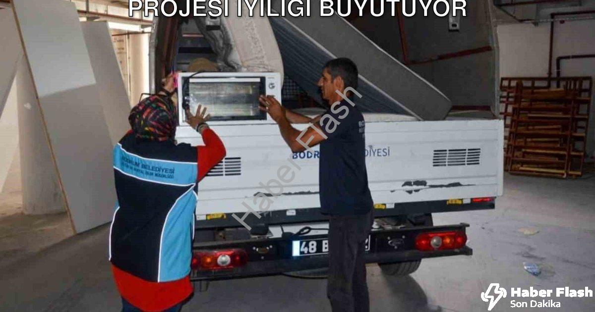 "Bodrum'da Dayanışma Rüzgarı: Atma Paylaş Projesi İyiliği Büyütüyor" başlıklı haber için fotorealist